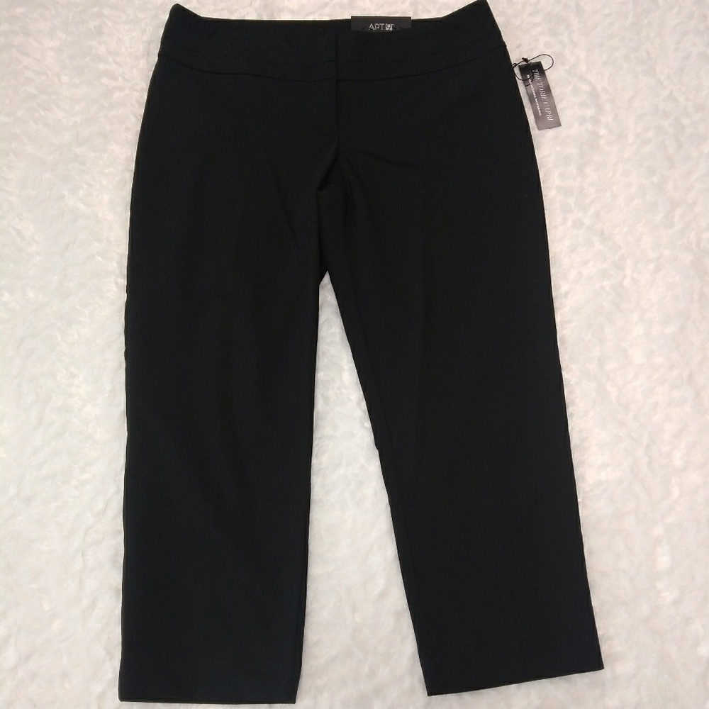 🌹Mid Rise Torie Capri Size 10 NWT